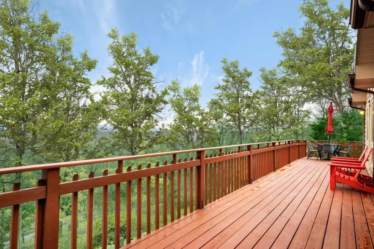 Modern Retreat W Hot Tub, Deck & Resort Amenities Berkeley Springs Exteriér fotografie
