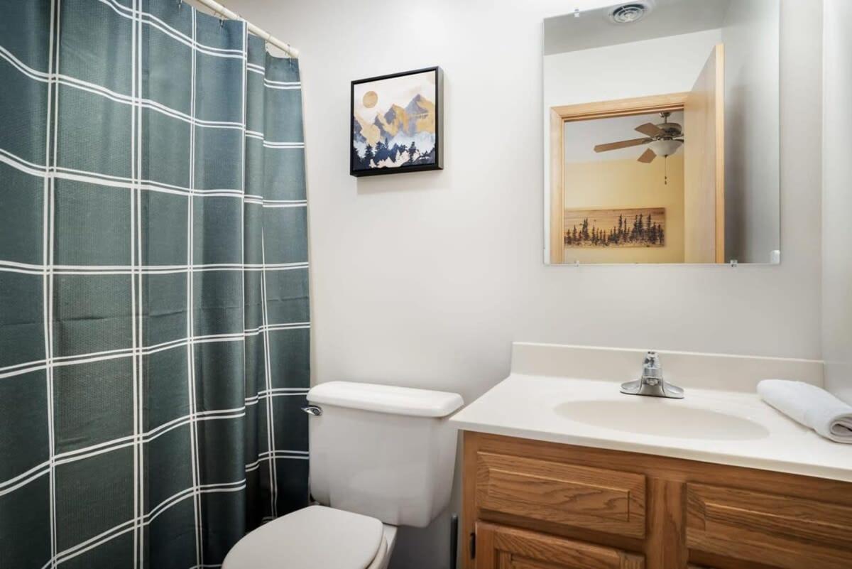 Modern Retreat W Hot Tub, Deck & Resort Amenities Berkeley Springs Exteriér fotografie