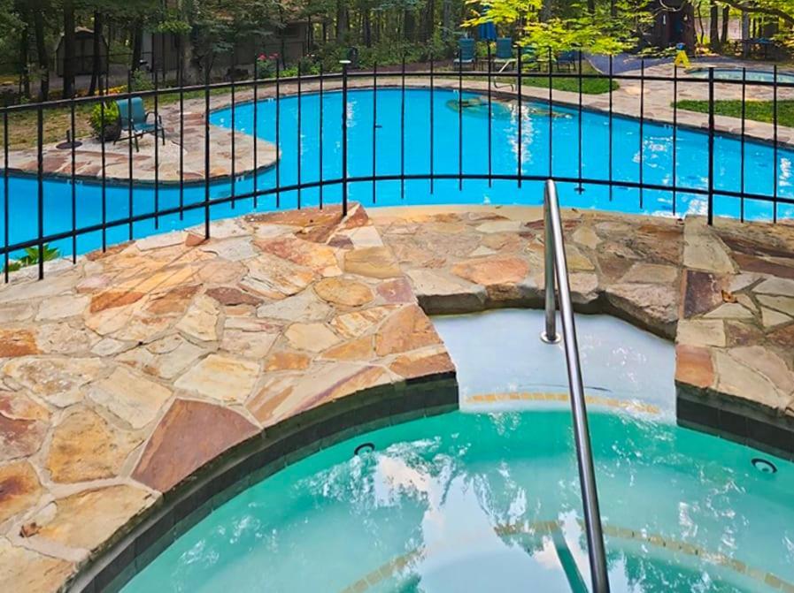 Modern Retreat W Hot Tub, Deck & Resort Amenities Berkeley Springs Exteriér fotografie